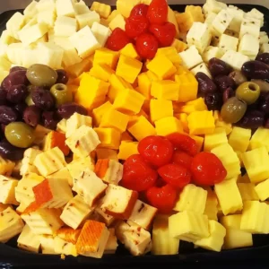Boar’s Head Cheese Nibbler Tray
