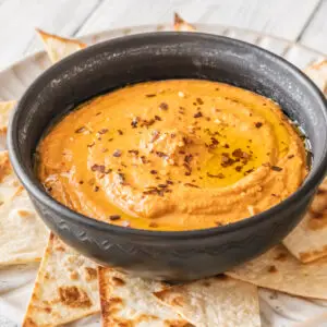 Boar's Head Hummus & Pita Tray